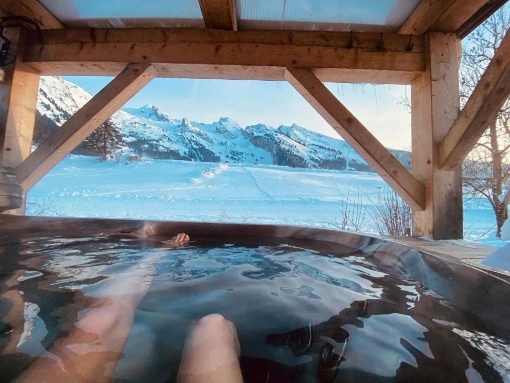 Chalet Inarpa - Appartements Et Suites Ла-Клюсаз Экстерьер фото